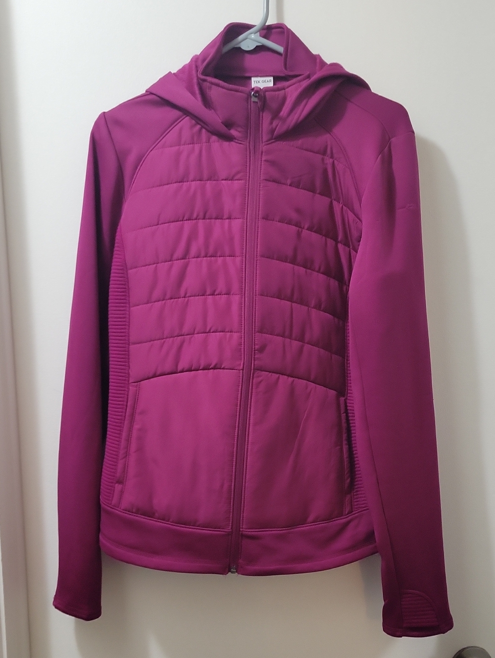 tek gear Hooded Quilted Jacket in Deep Magenta Pink